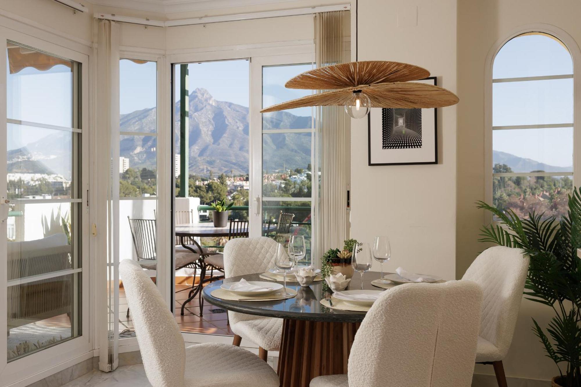 Banus - Senorio De Aloha Mountain Views Apartment *