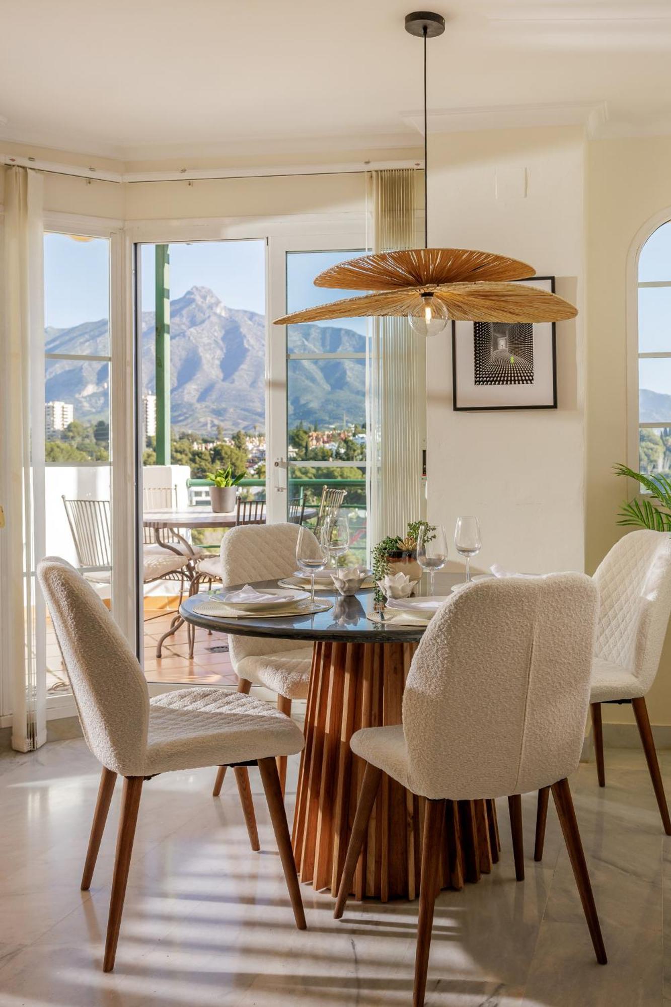 Banus - Senorio De Aloha Mountain Views