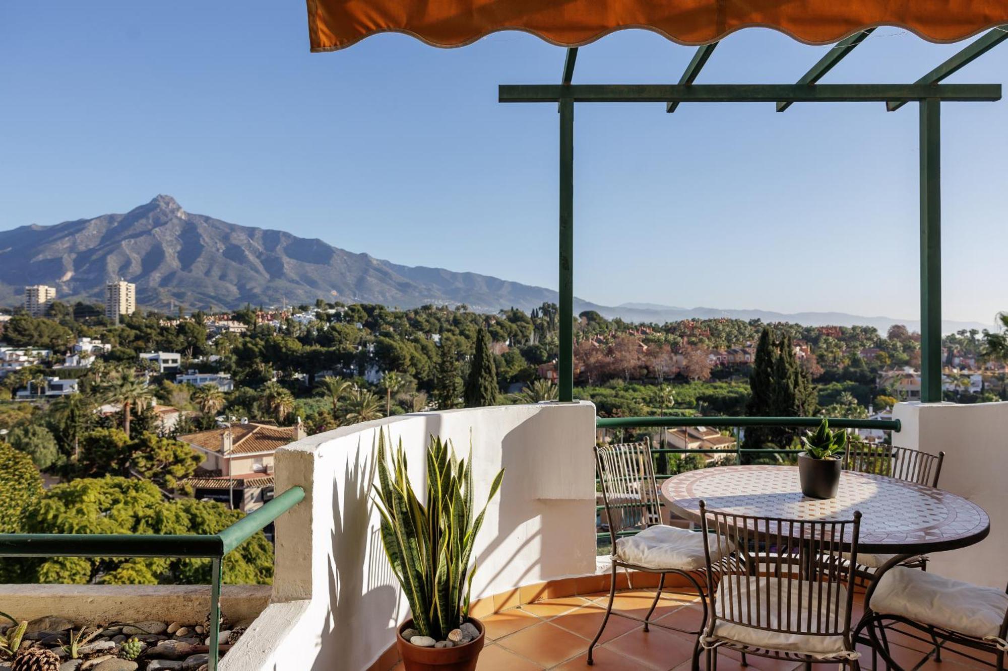 Banus - Senorio De Aloha Mountain Views *
